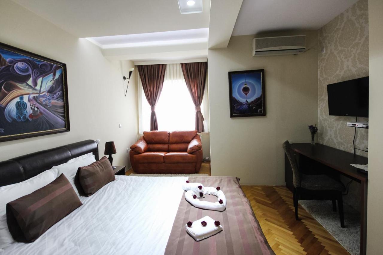 Hotel Villa Alexander Skopje Zewnętrze zdjęcie