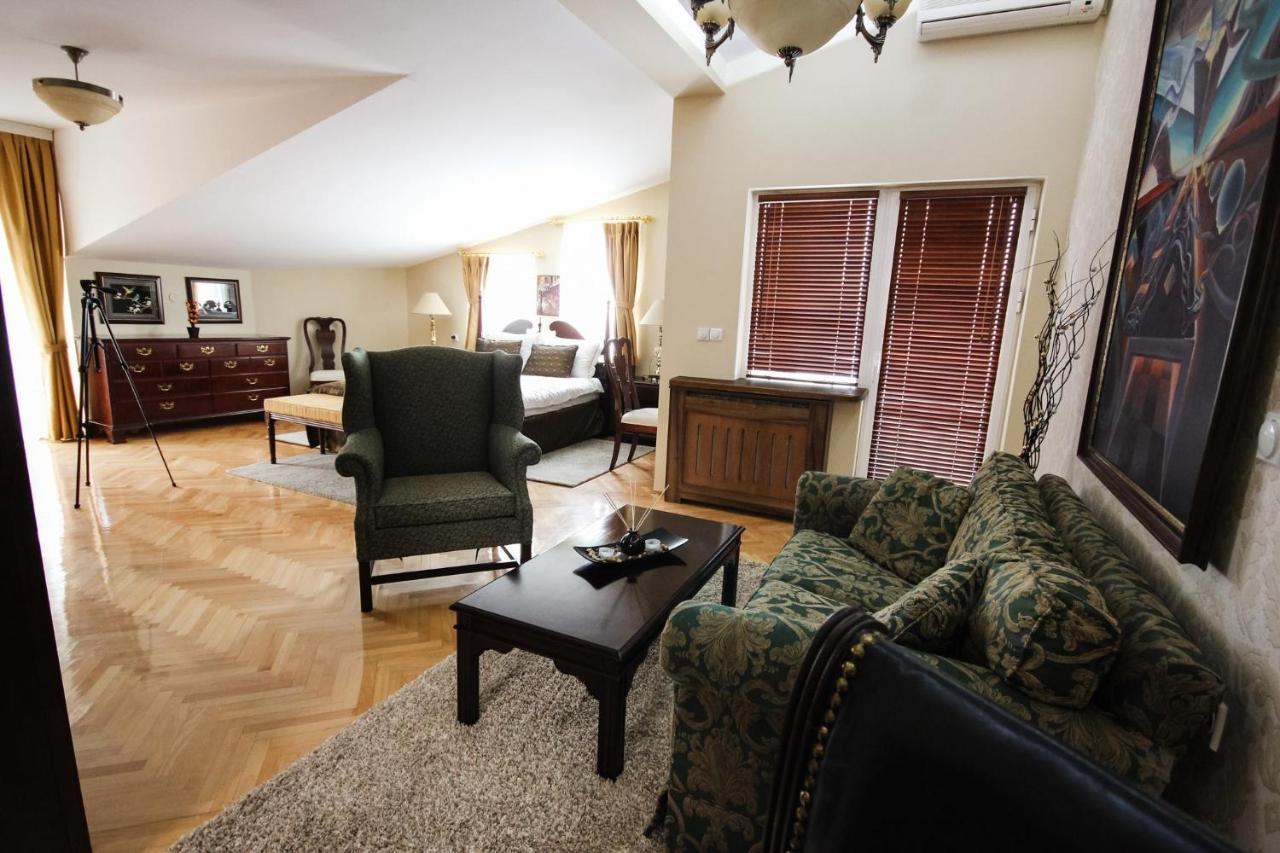 Hotel Villa Alexander Skopje Zewnętrze zdjęcie
