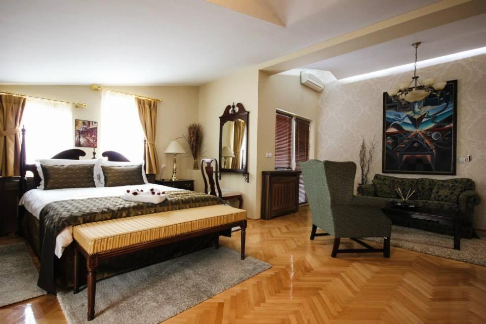 Hotel Villa Alexander Skopje Zewnętrze zdjęcie