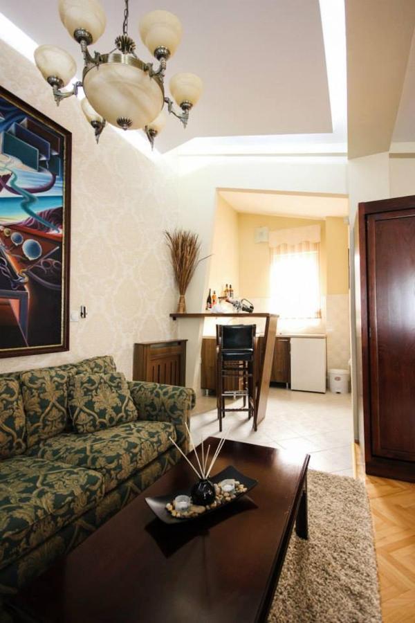 Hotel Villa Alexander Skopje Zewnętrze zdjęcie