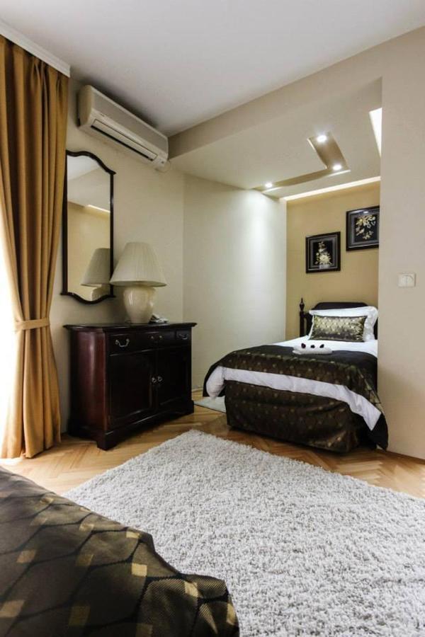 Hotel Villa Alexander Skopje Zewnętrze zdjęcie