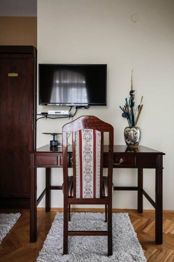 Hotel Villa Alexander Skopje Zewnętrze zdjęcie